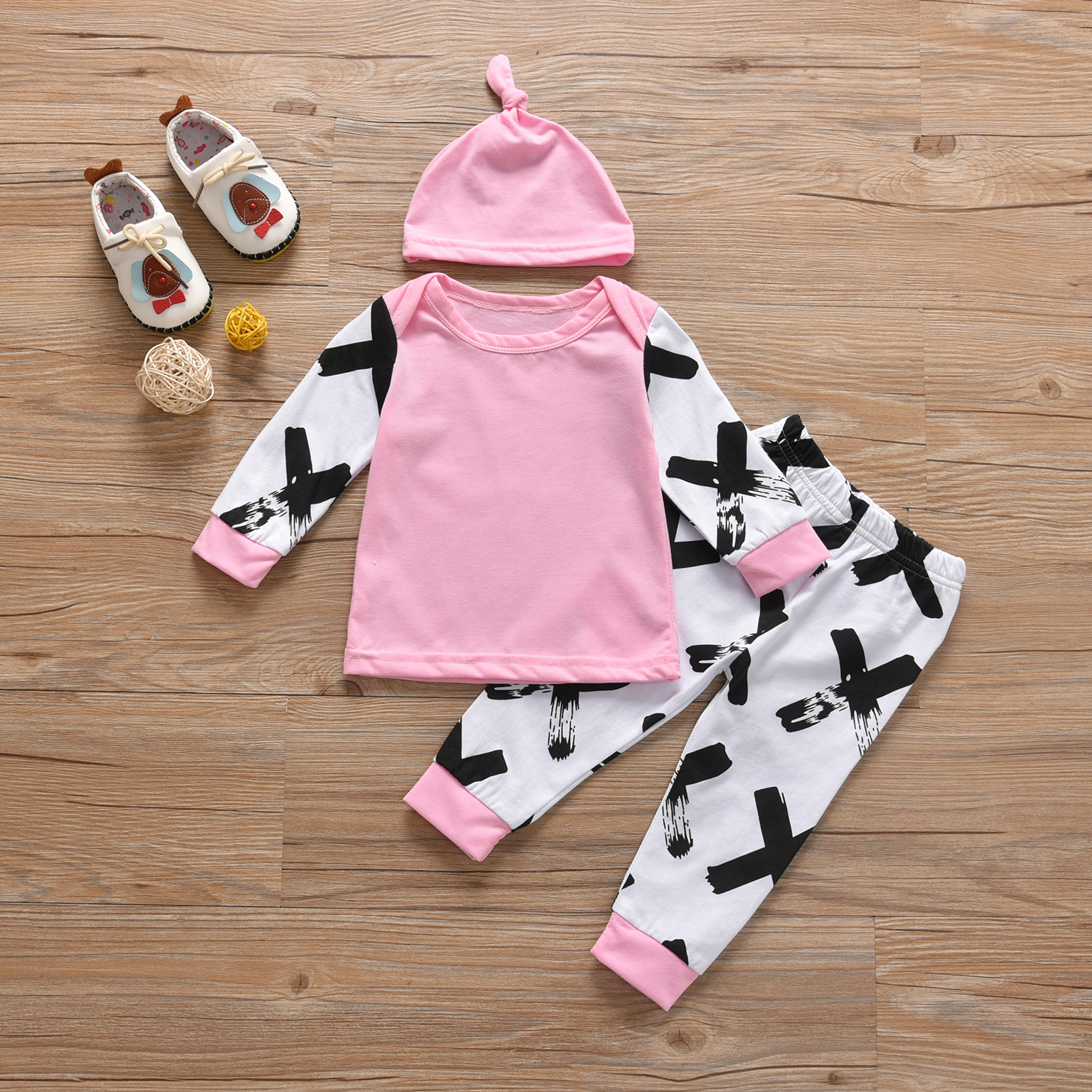 

Baby Girl 3-piece Cross Print Tee, Pants and Hat
