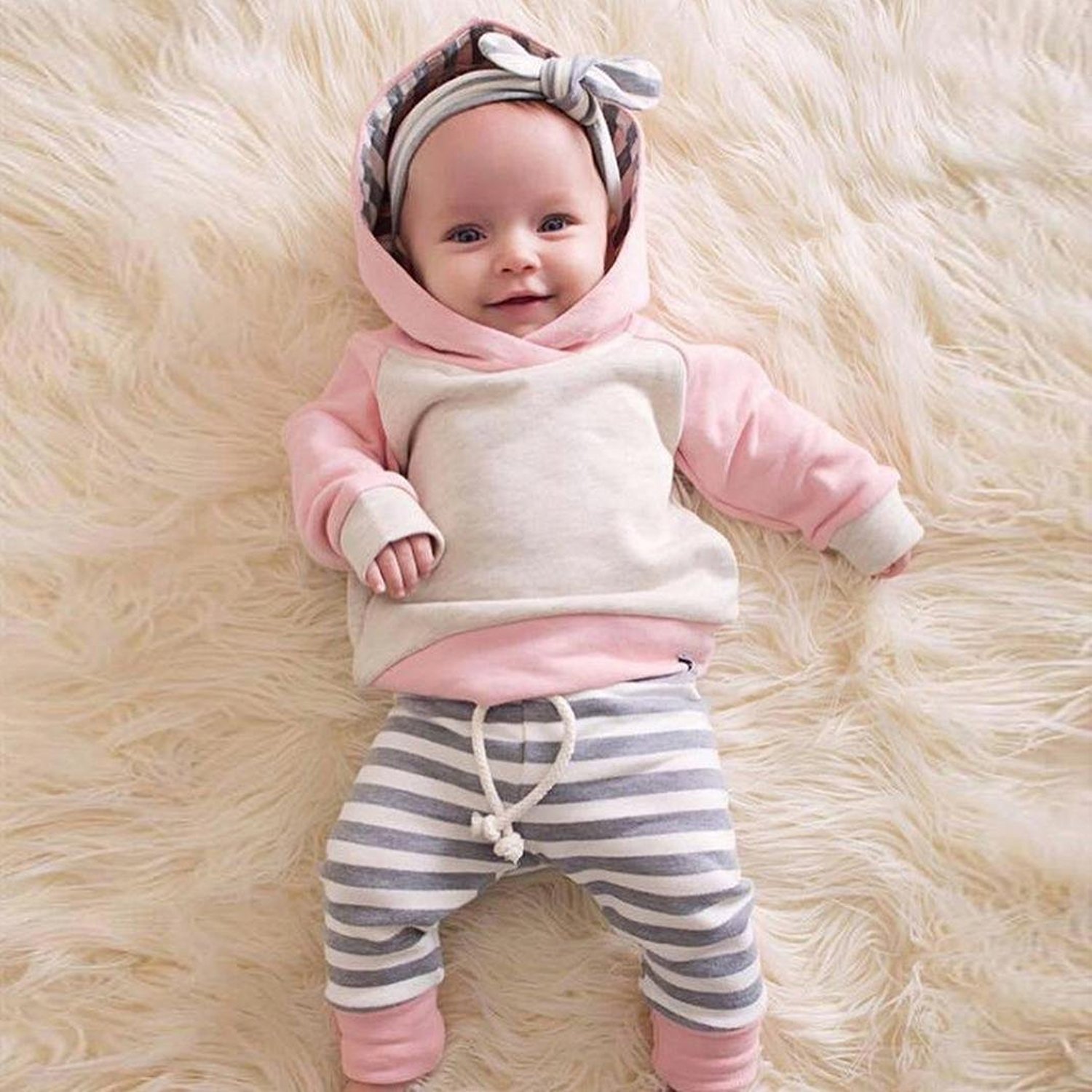 

3pcs Striped Color Blocked Hooded Long-sleeve Baby Set