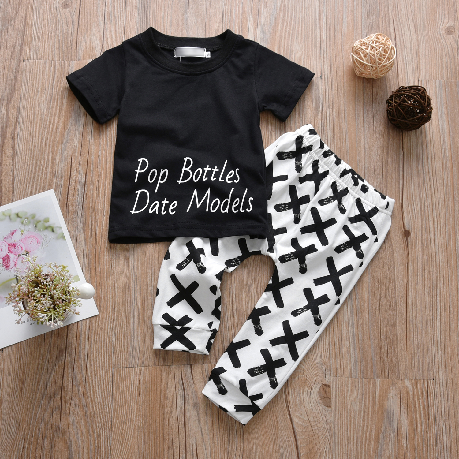 

2-piece Baby Boys Letter Top and X Print Pant Set