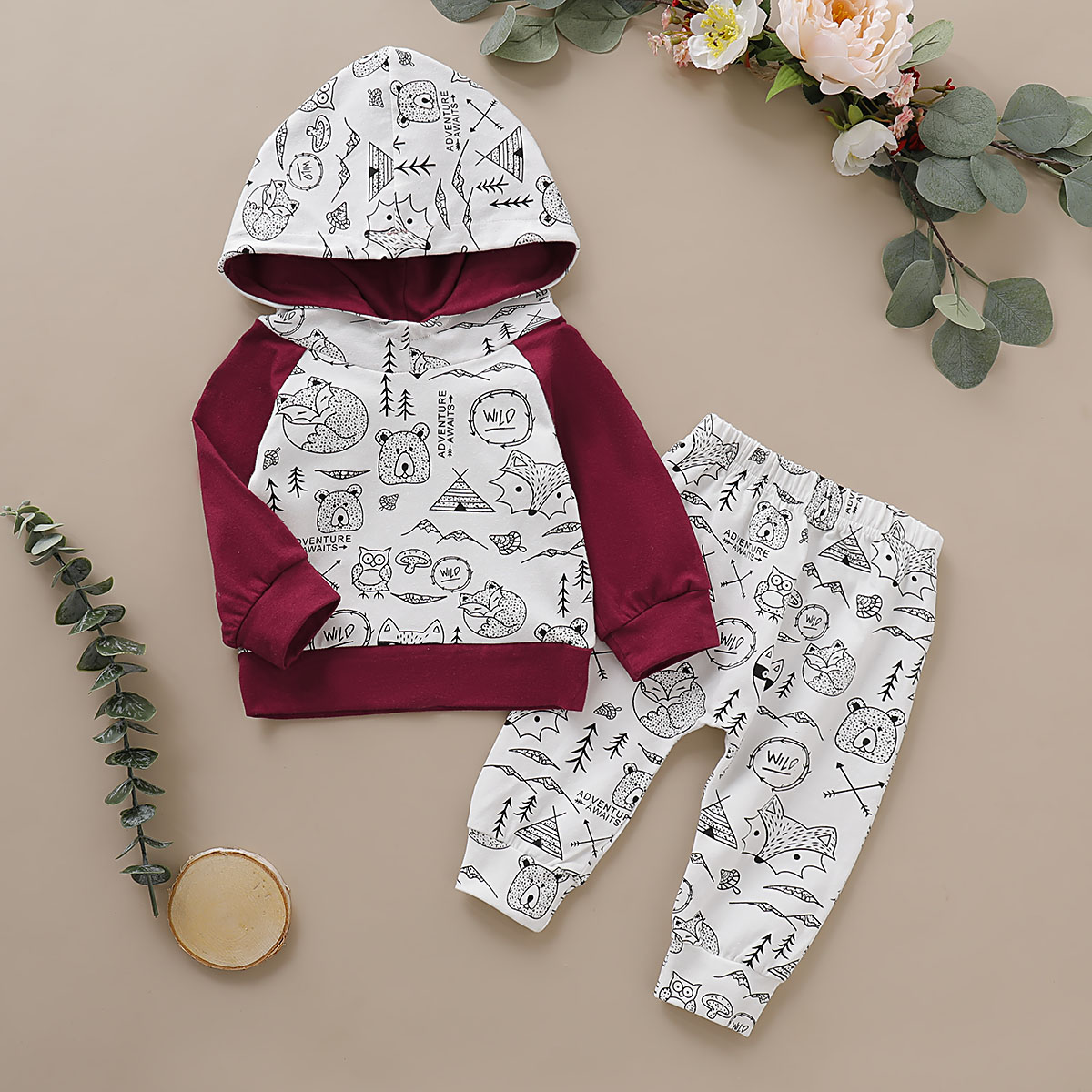 

Baby Lovely Animal Print Long-sleeve Hoodie and Pants Set