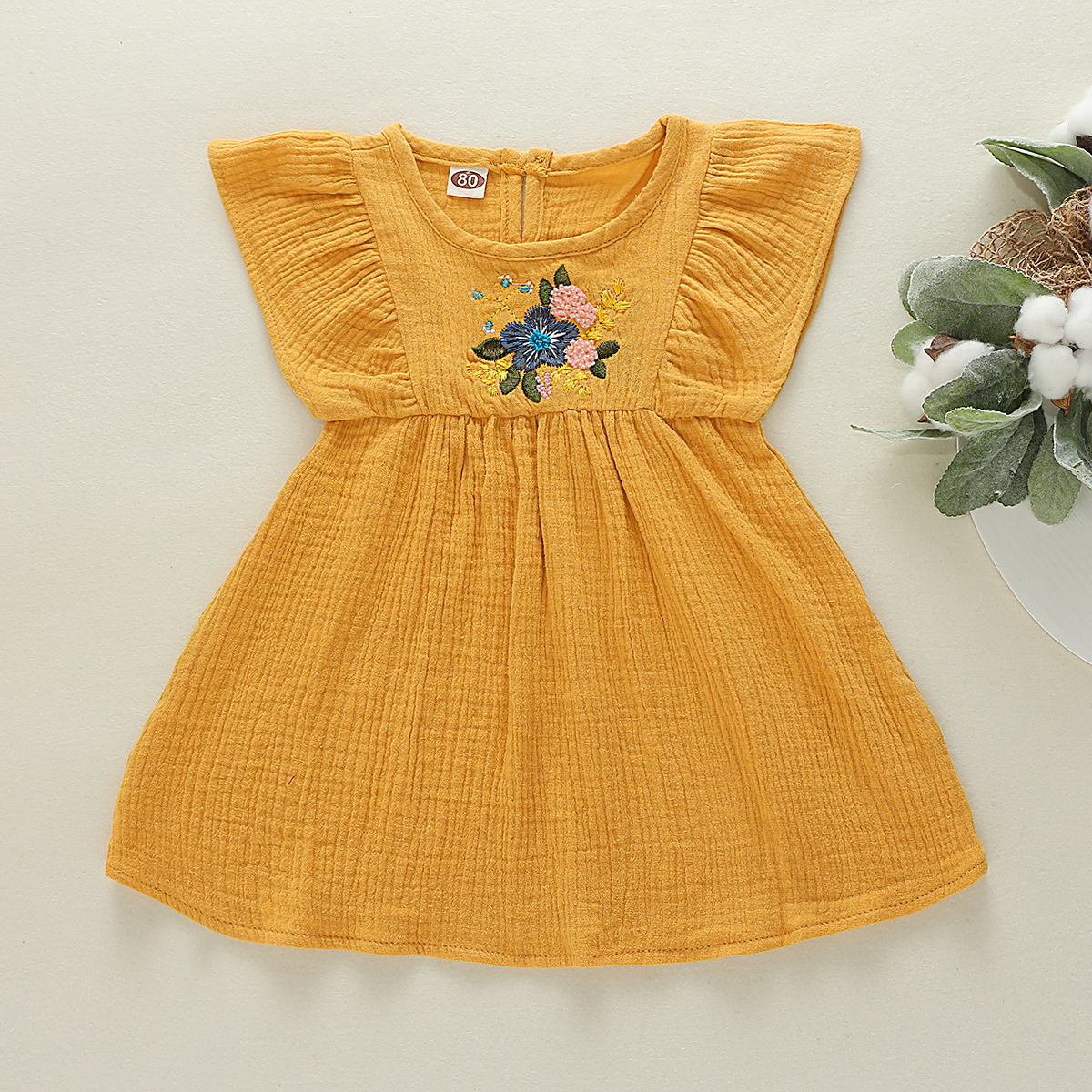 

Baby Floral Embroidered Solid Flare-sleeve Dress