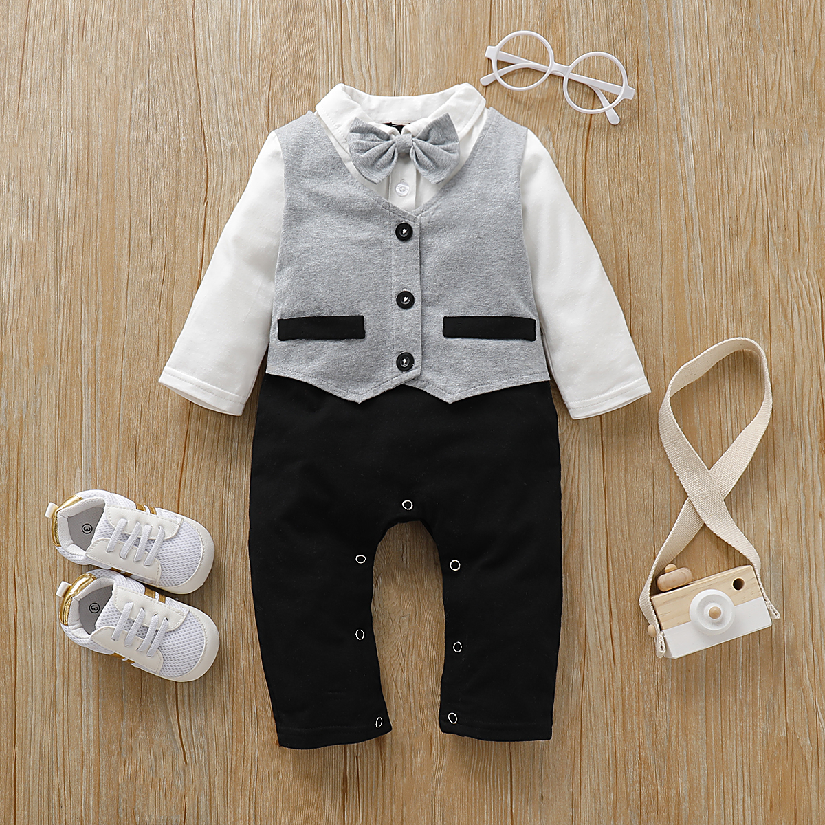 

Baby Boy Faux-two Gentleman Bowknot Decor Long-sleeve Jumpsuit