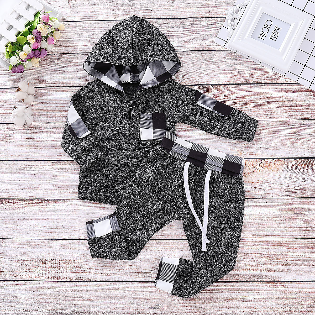 

2pcs Plaid Print Hooded Long-sleeve Grey Baby Set
