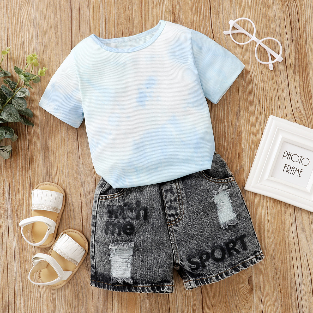 

2-piece Baby / Toddler Trendy Dyed Tee and Denim shorts