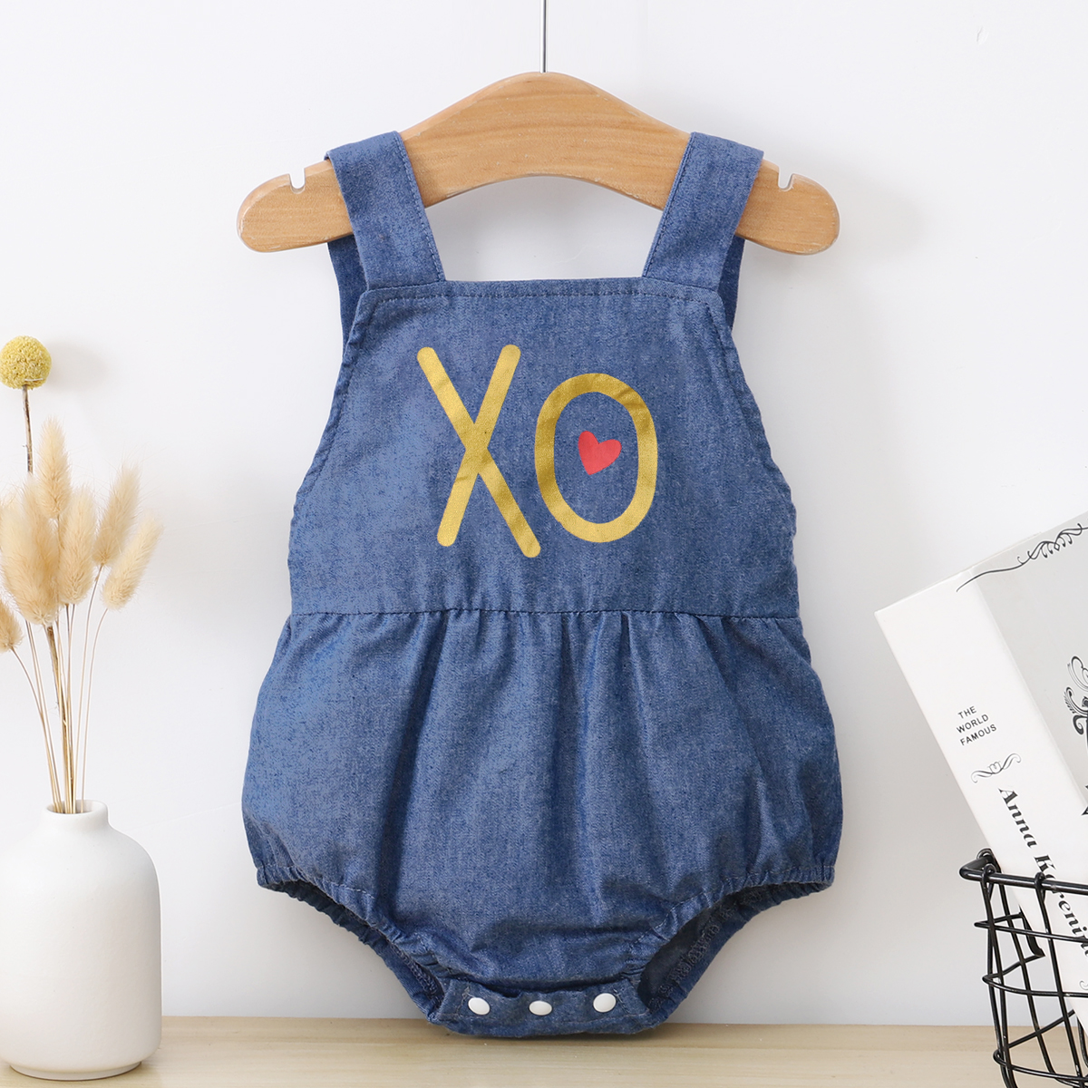 

Baby Letter Print Strappy Romper