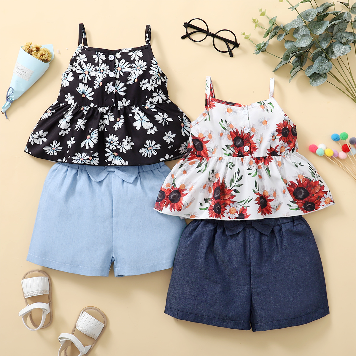 

2-piece Toddler Girl Floral Print Top and Casual Shorts Set