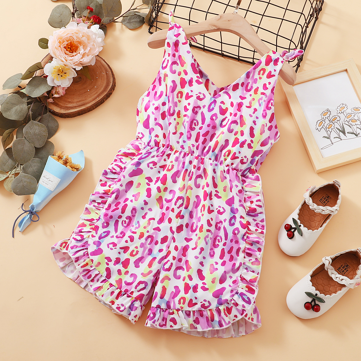 

Toddler Girl Leopard Print Jumpsuit