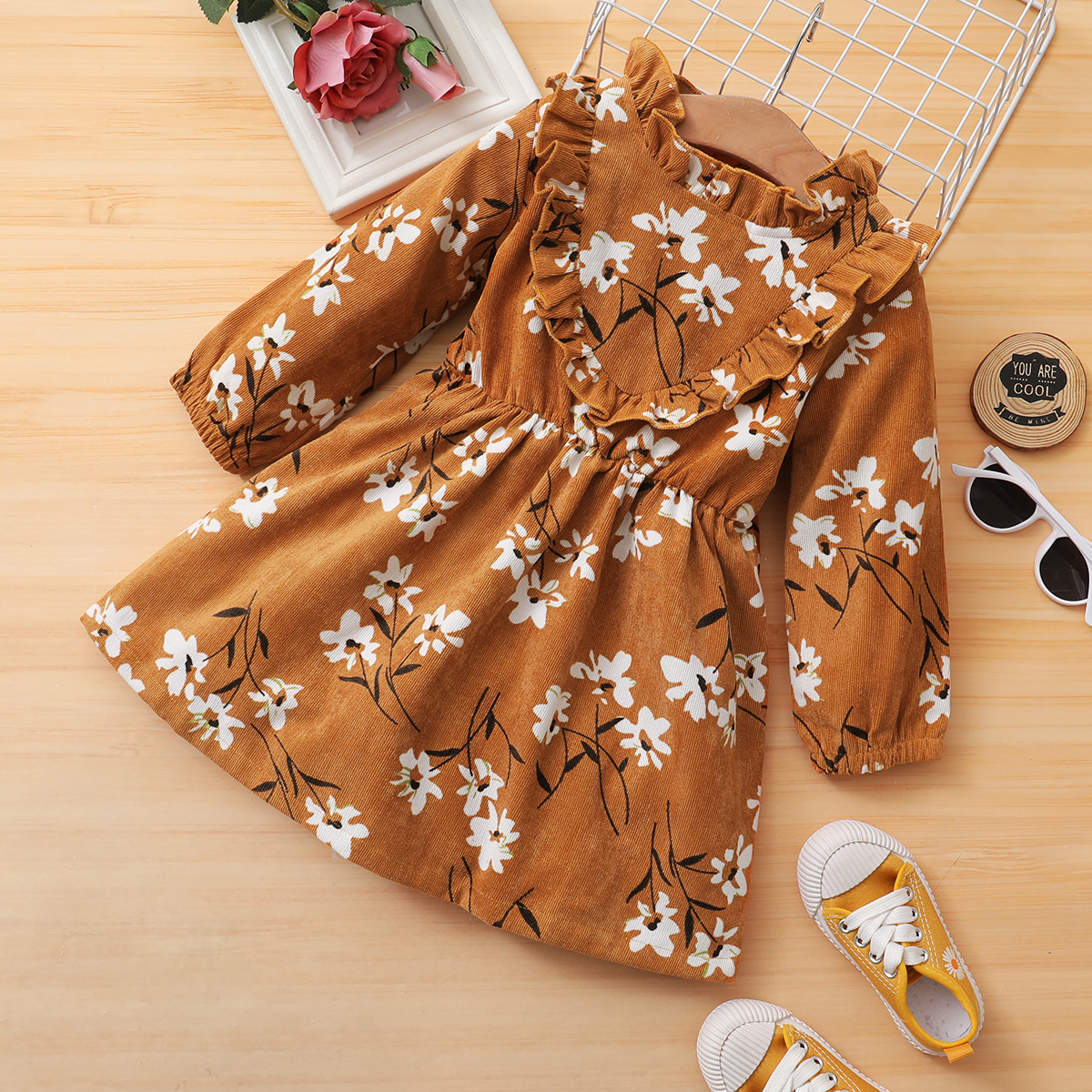 

Toddler Girl Floral Print Ruffled Collar Long-sleeve Dress