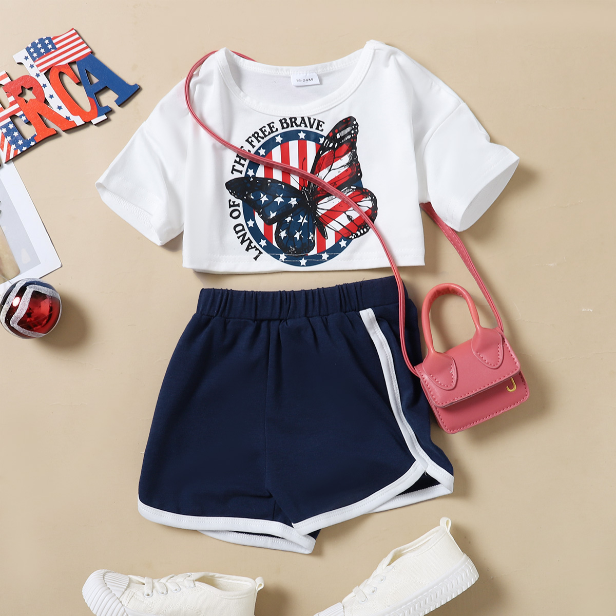 

Independence Day 2pcs Toddler Girl Butterfly Print Short-sleeve Drop Shoulder Tee and Dolphin Shorts Set