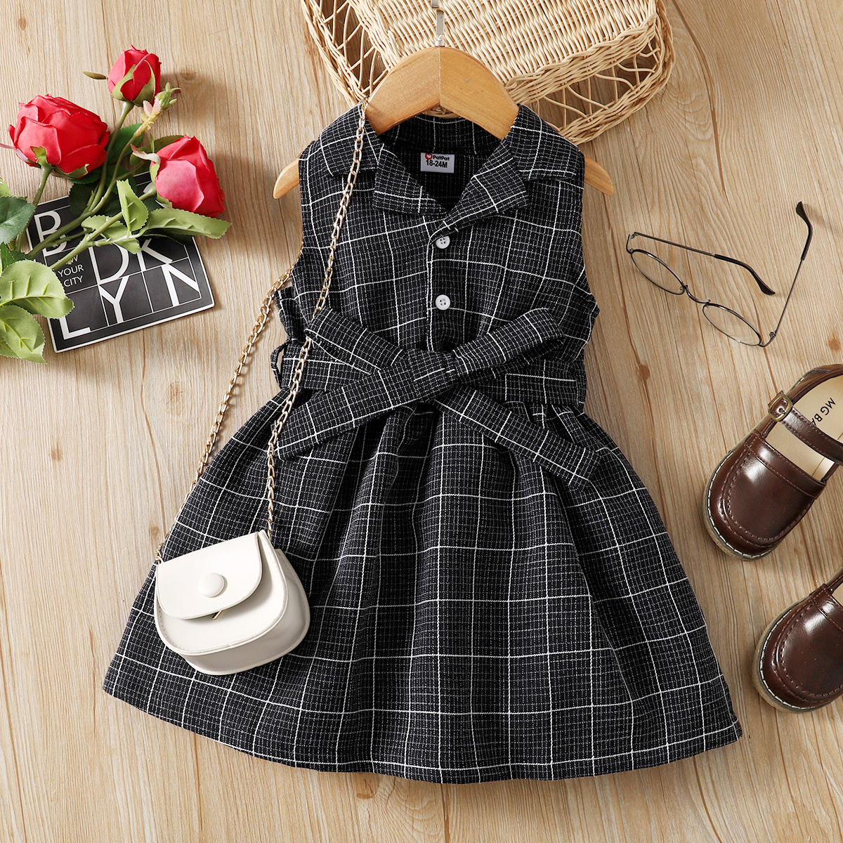 

Toddler Girl Lapel Collar Button Design Black Plaid Sleeveless Belted Dress
