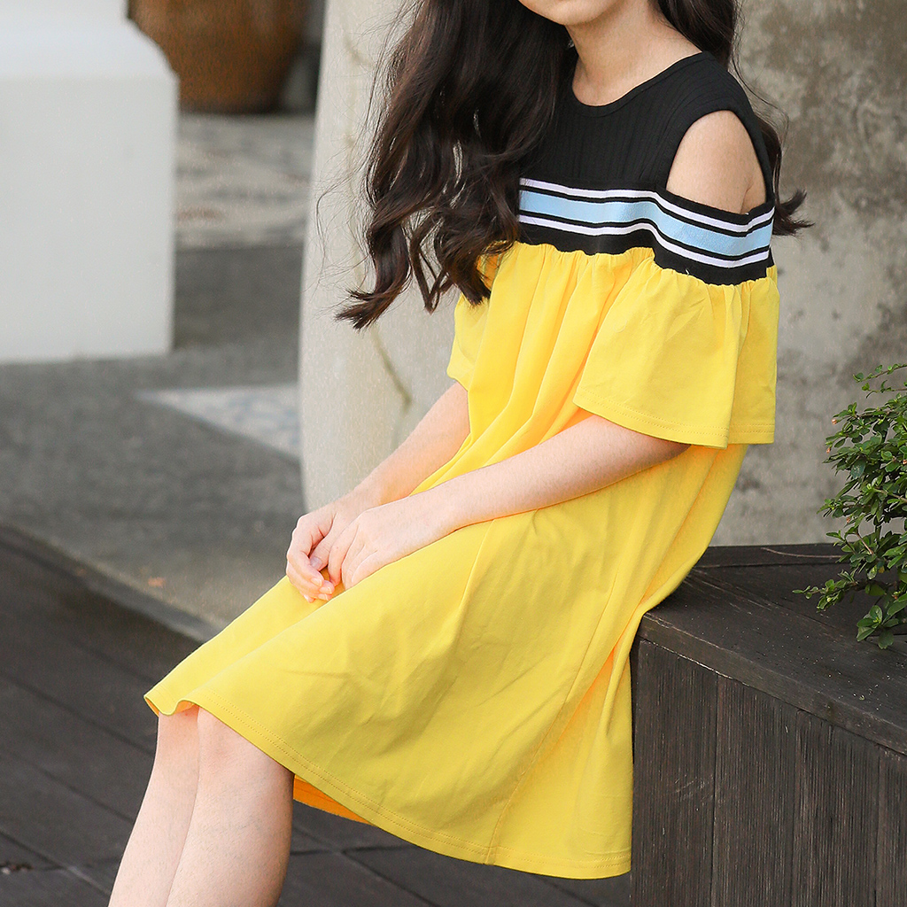 

Fresh Striped Design Cold Shoulder Dress