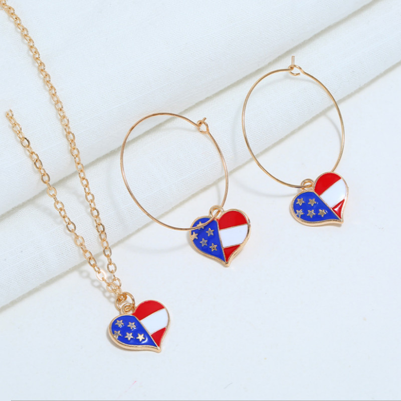 

Heart Design Chain Necklace and Earrings Set