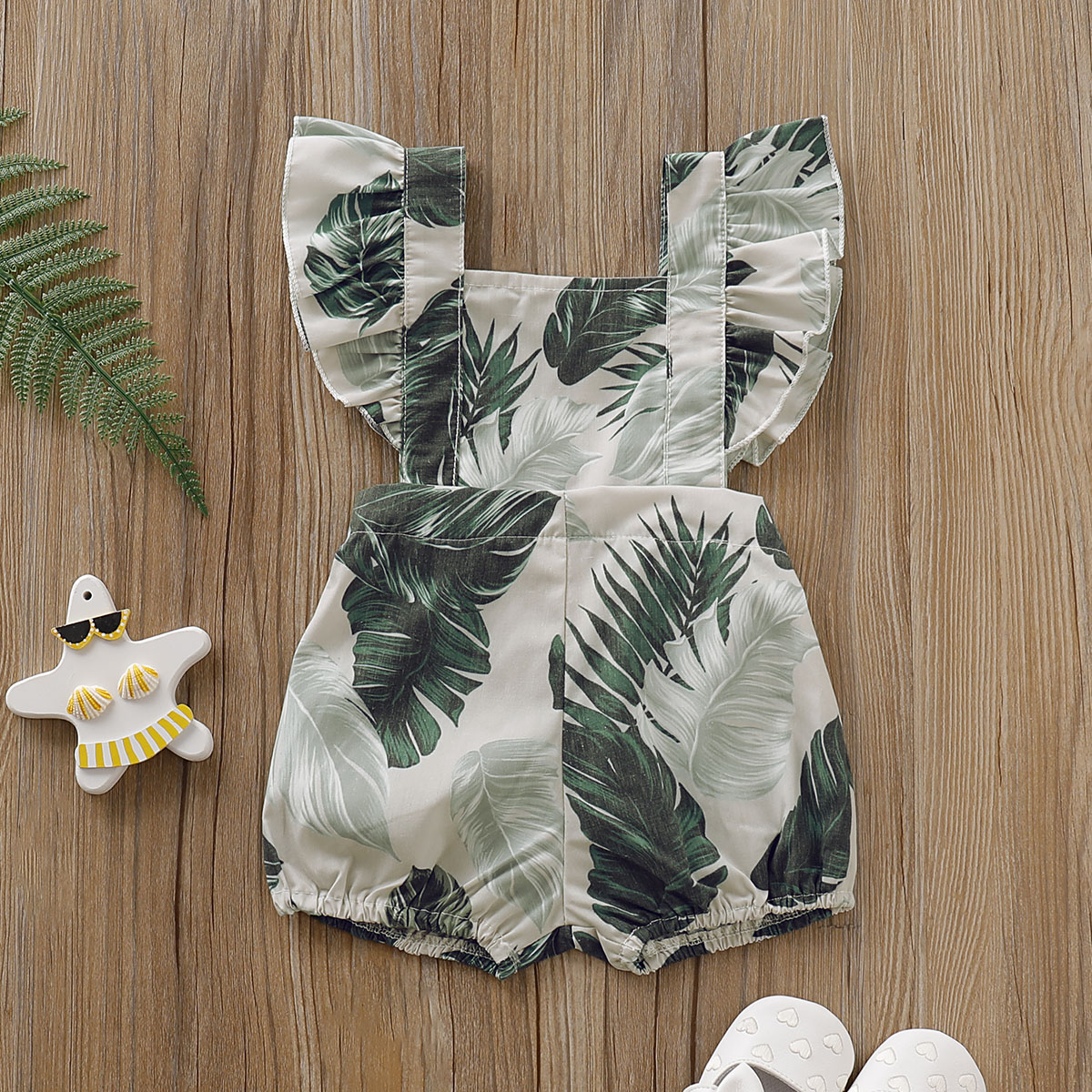 

Baby Girl Leaf Allover Short-sleeve Bodysuit