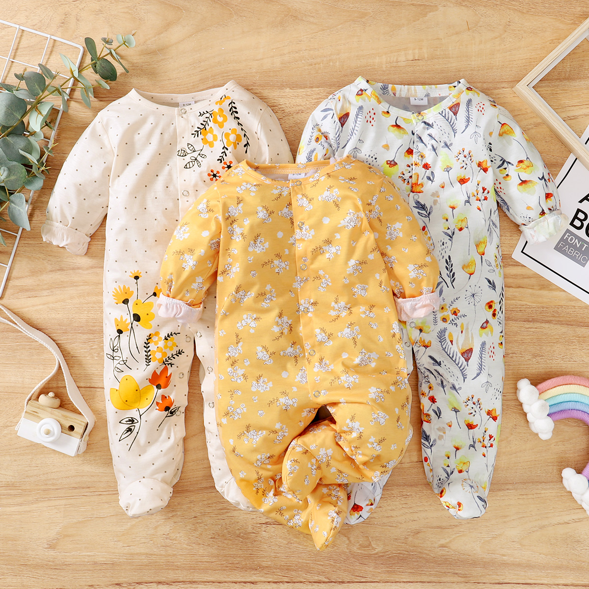 

Baby Leaf Print Long-sleeve Footed Jumpsuit