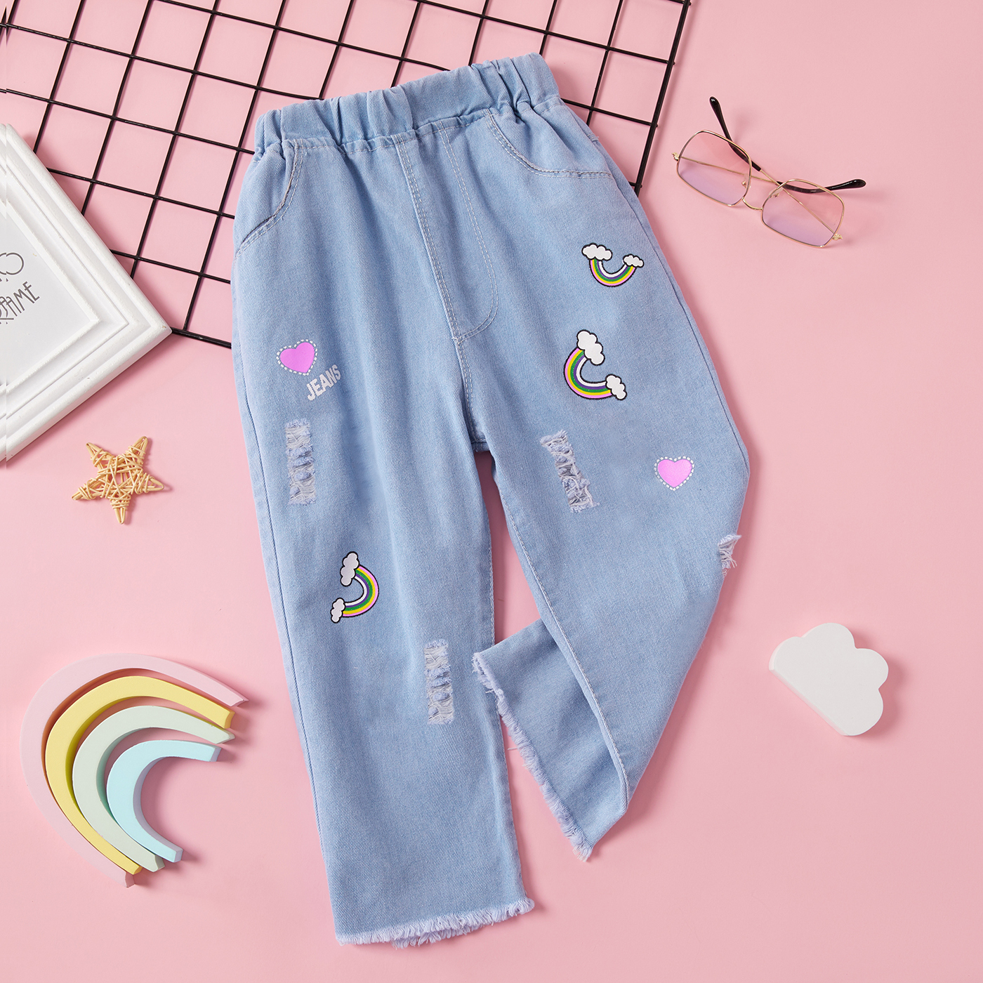 

Pretty Kid Girl Heart & Rainbow Jeans