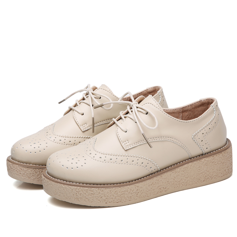 

Retro Thick Heel Flat Shoes