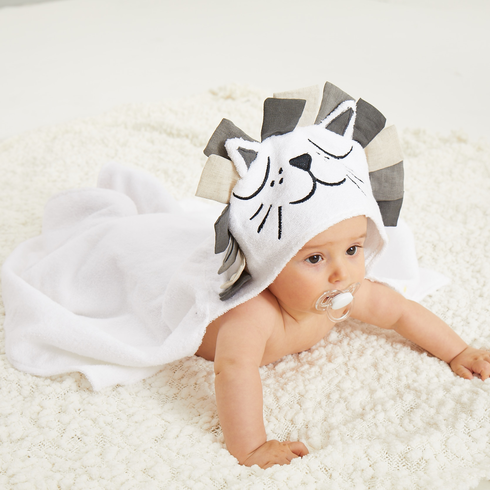 

Lion Design Blanket Bath Towel