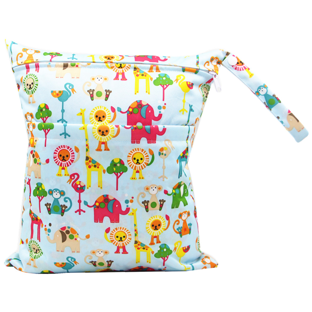 

Double Pockets Animal Print Waterproof Hanging Cloth Diaper Wet/Dry Bags