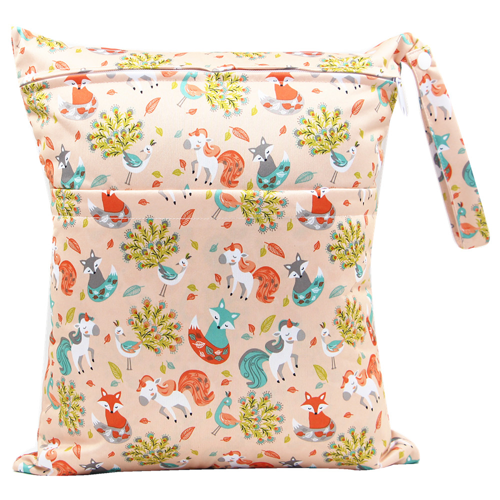 

Fox Print Waterproof Hanging Cloth Diaper Wet/Dry Bags with Double Pockets