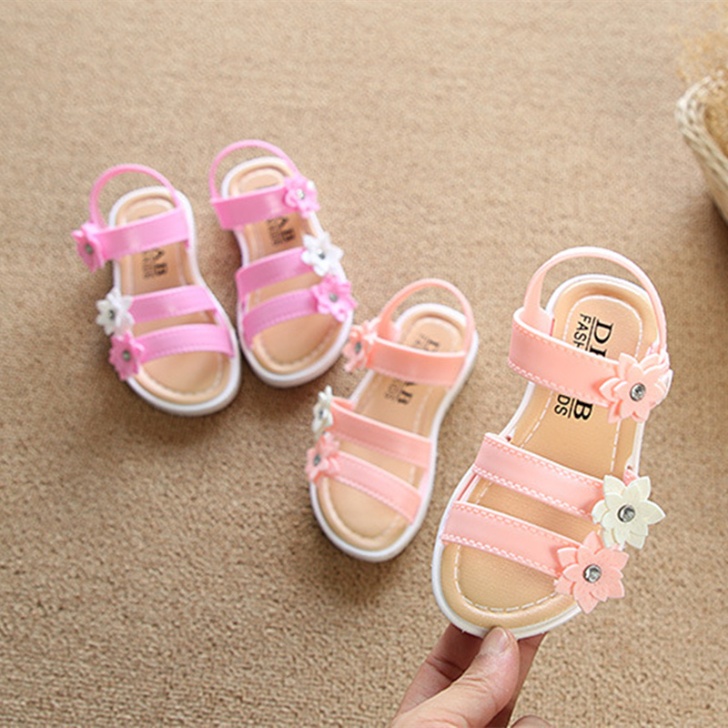

Sweet Flower Decor Sandals