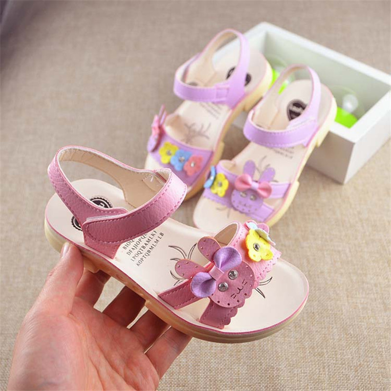 

Cute Rabbit and Flower Applique Sandals