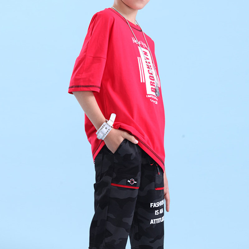 

Casual Letter Print Short-sleeve T-shirt in Red
