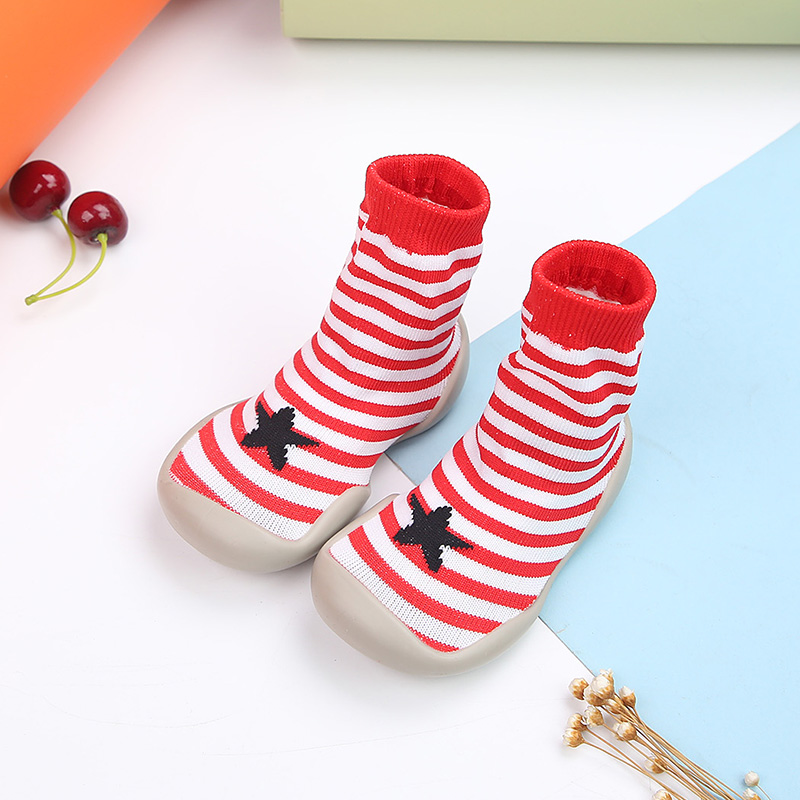 

Toddler Striped Knitted Prewalker Shoes