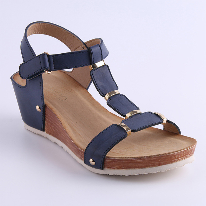 

Stylish Solid Wedge Heel Sandals