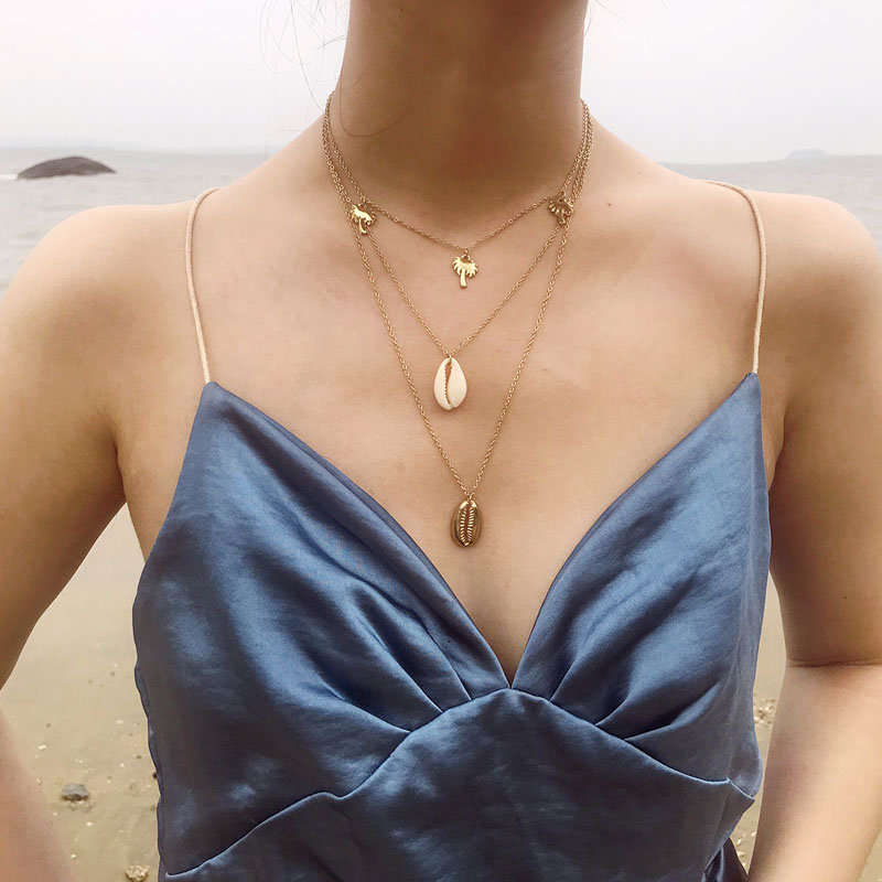 

Pretty Shell Decor Multi-layer Necklace