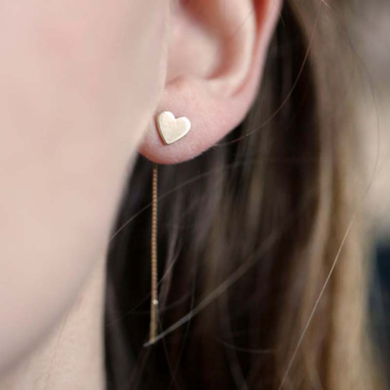 

Concise Heart Decor Line Earrings