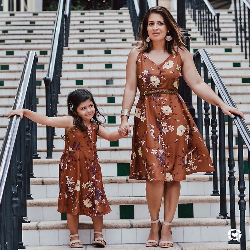 

Floral Print Matching Brown Sling Midi Dresses