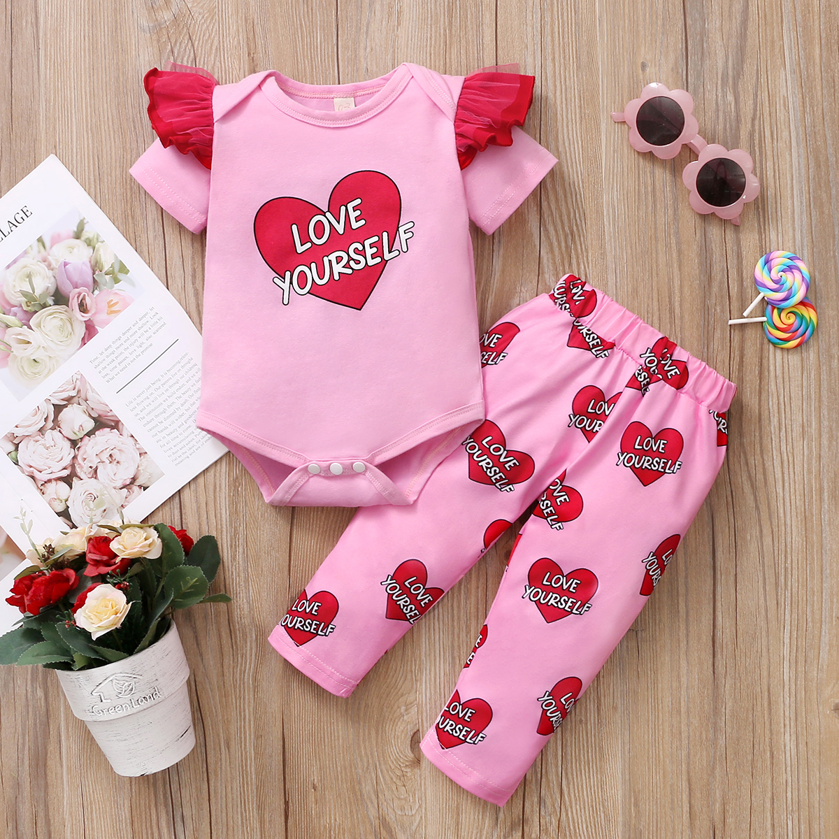 

3pcs Baby Girl Short-sleeve Cotton Romper Sweet Letter Baby's Sets