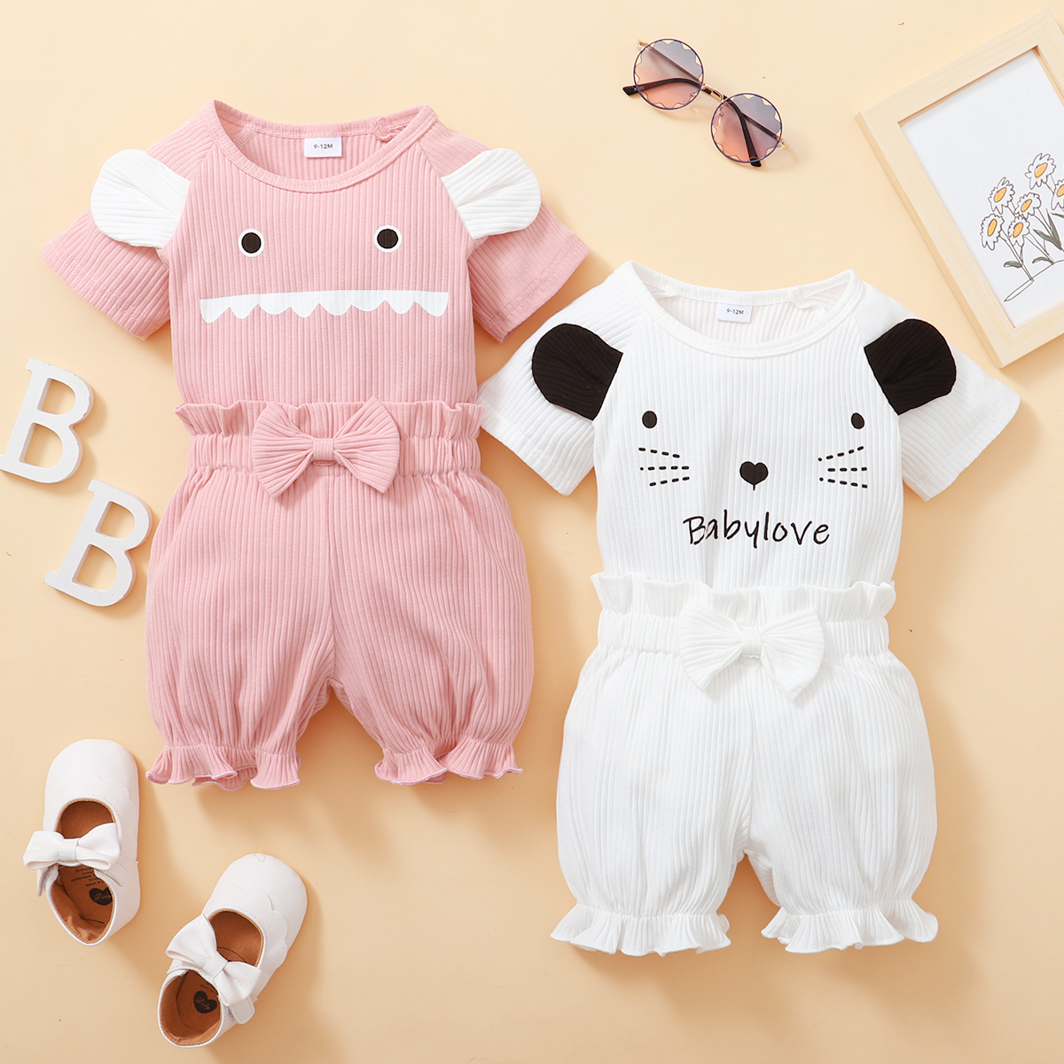

2pcs Cartoon Face Short-sleeve Ribbed Fabric Baby Set