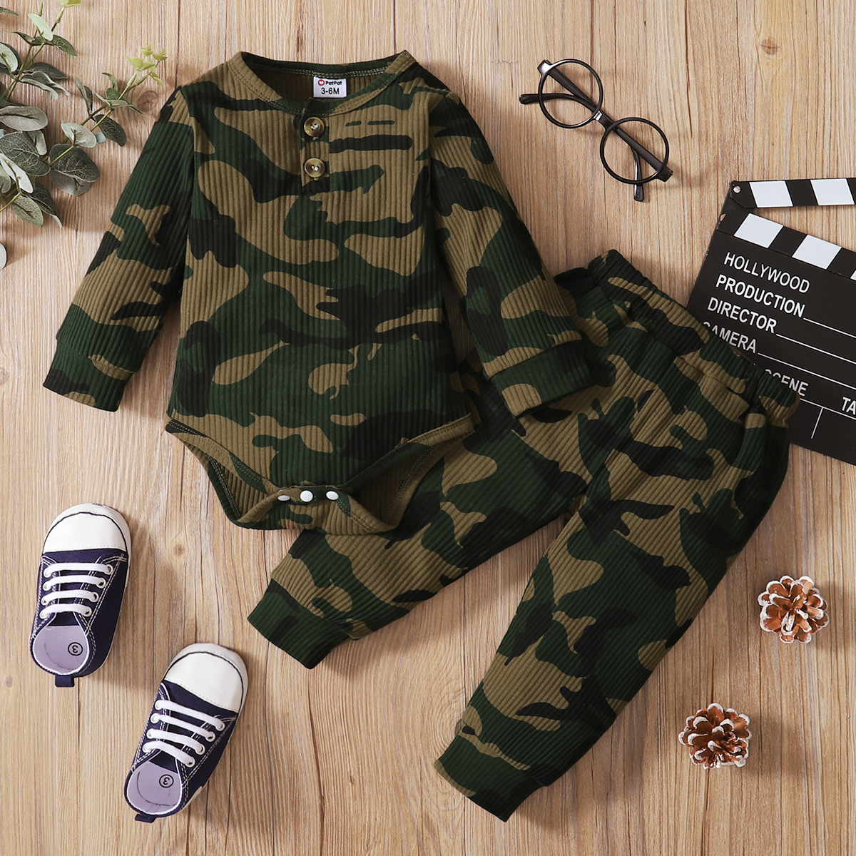 

Ribbed 2pcs Camouflage Print Long-sleeve Green Baby Set