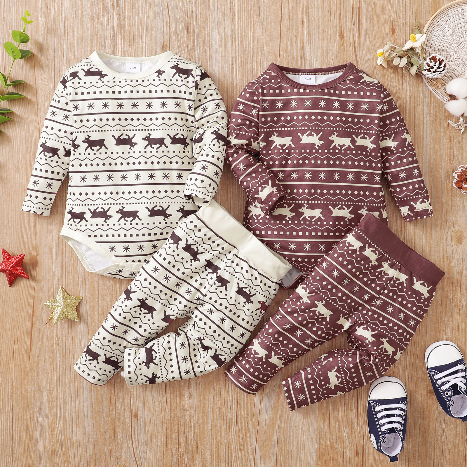 

Baby 2pcs Christmas Deer All Over Print Long-sleeve Romper Set