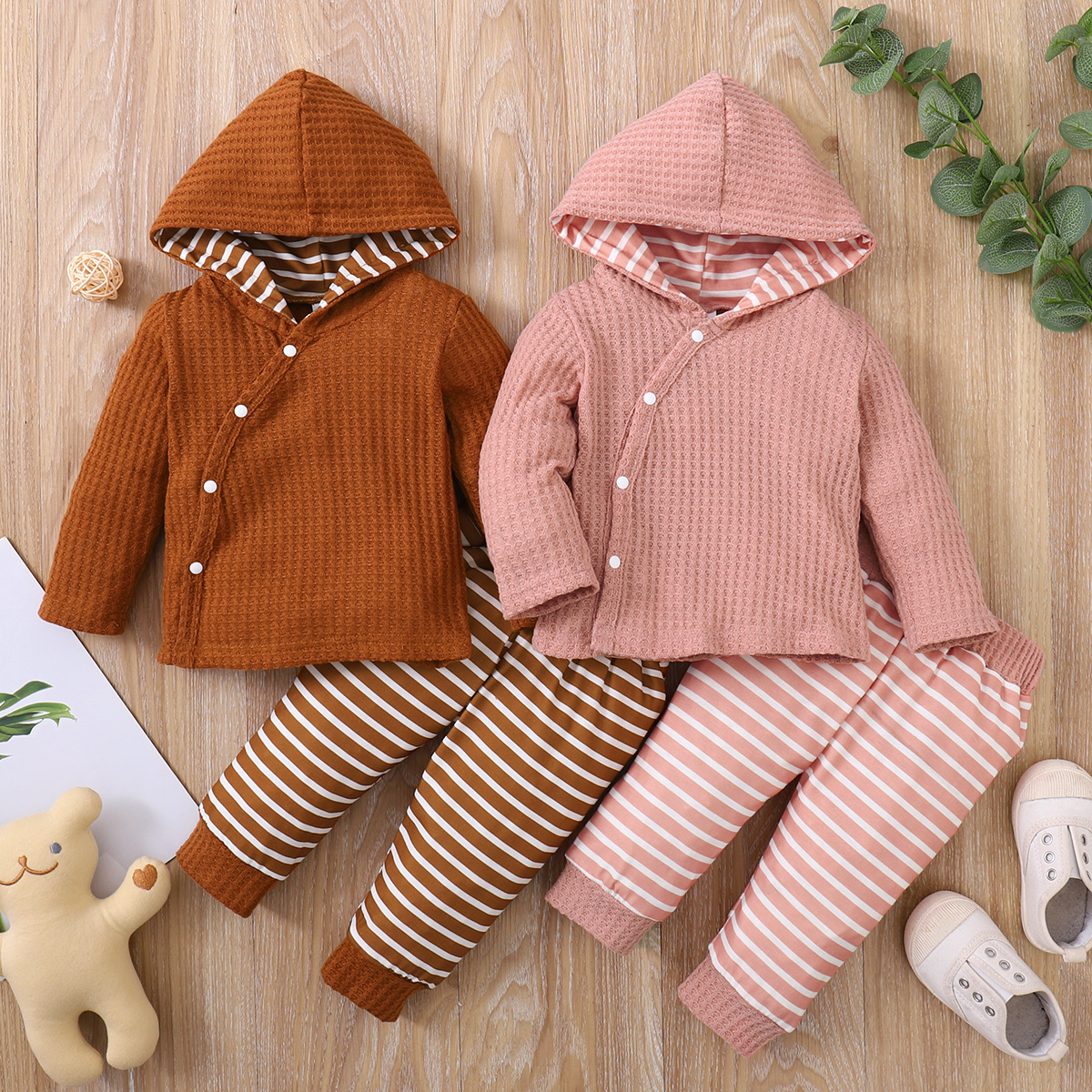 

2pcs Baby Boy/Gorl Waffle Long-sleeve Hooded Snap Top and Striped Pants Set