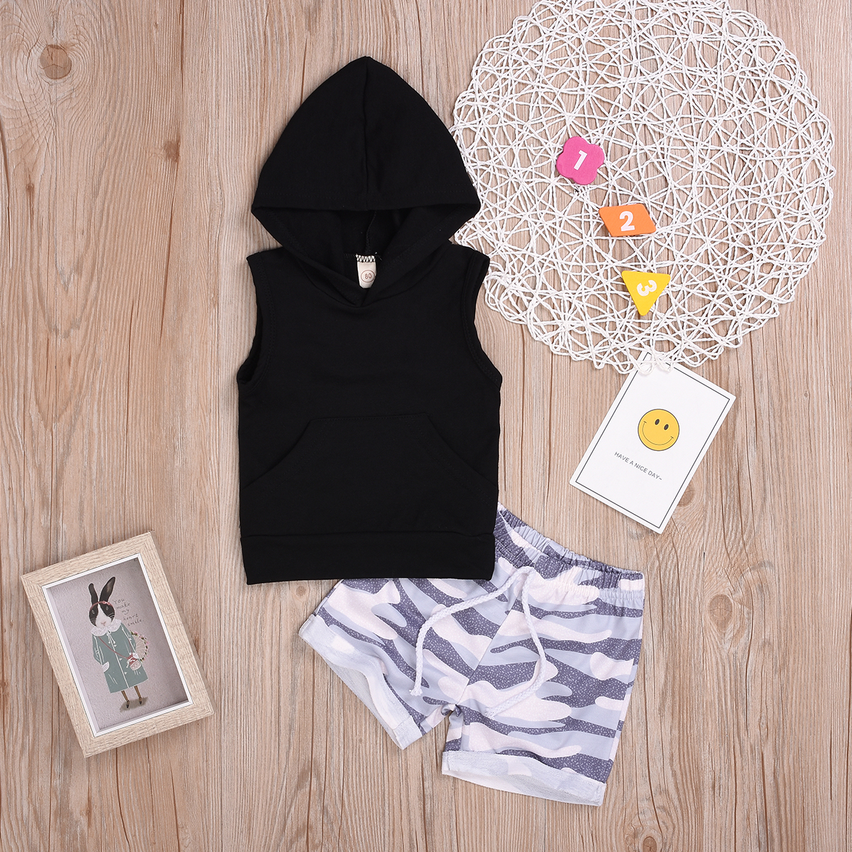 

Baby / Toddler Solid Hooded Top and Striped Leopard Strappy Shorts Set