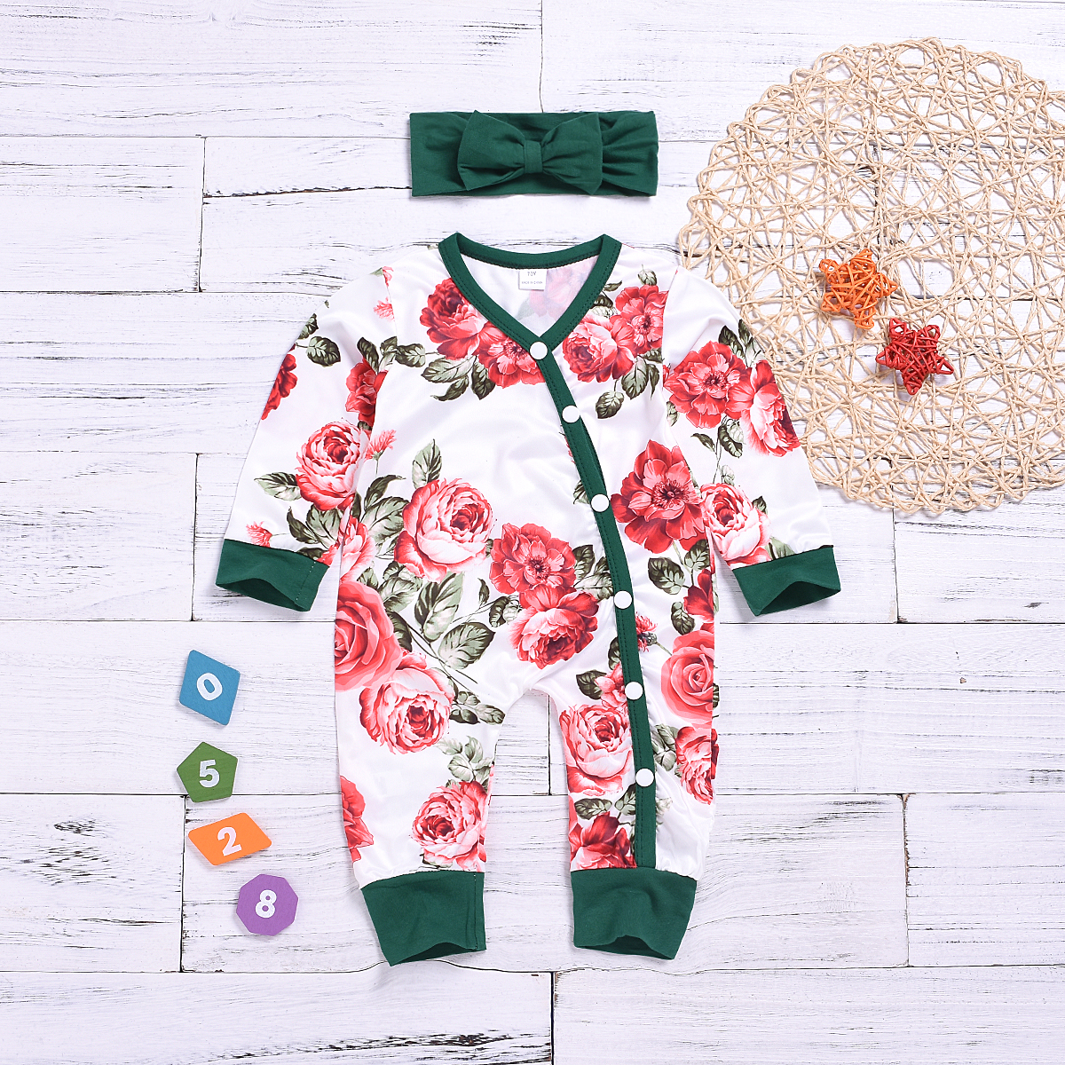 

Baby Girl Colorblock Rose Print Jumpsuit with Bow Decor Headband