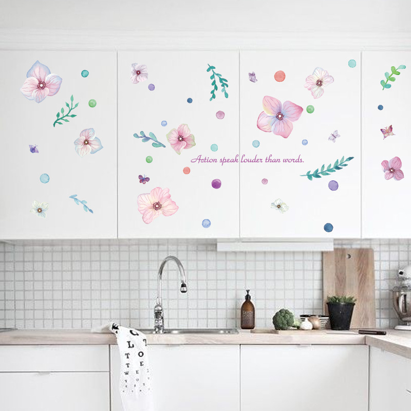 

Beautiful Floral Sticky Wall Decor