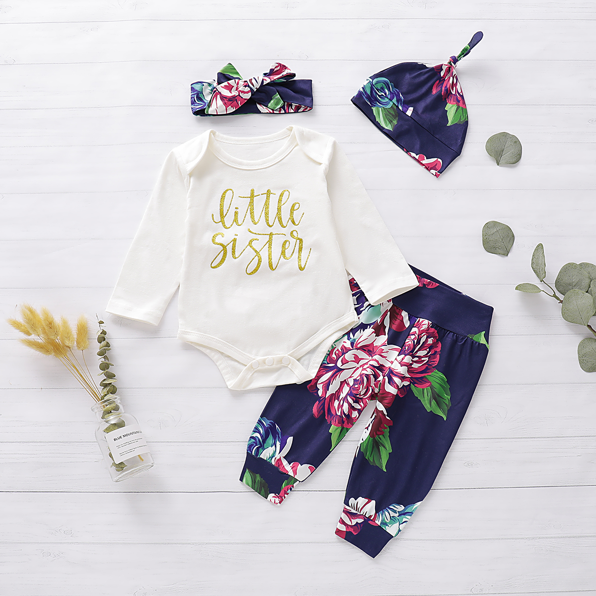 

4-piece Baby Girl LITTLE SISTER Print Bodysuit, Floral Pants and Hat with Headband Set
