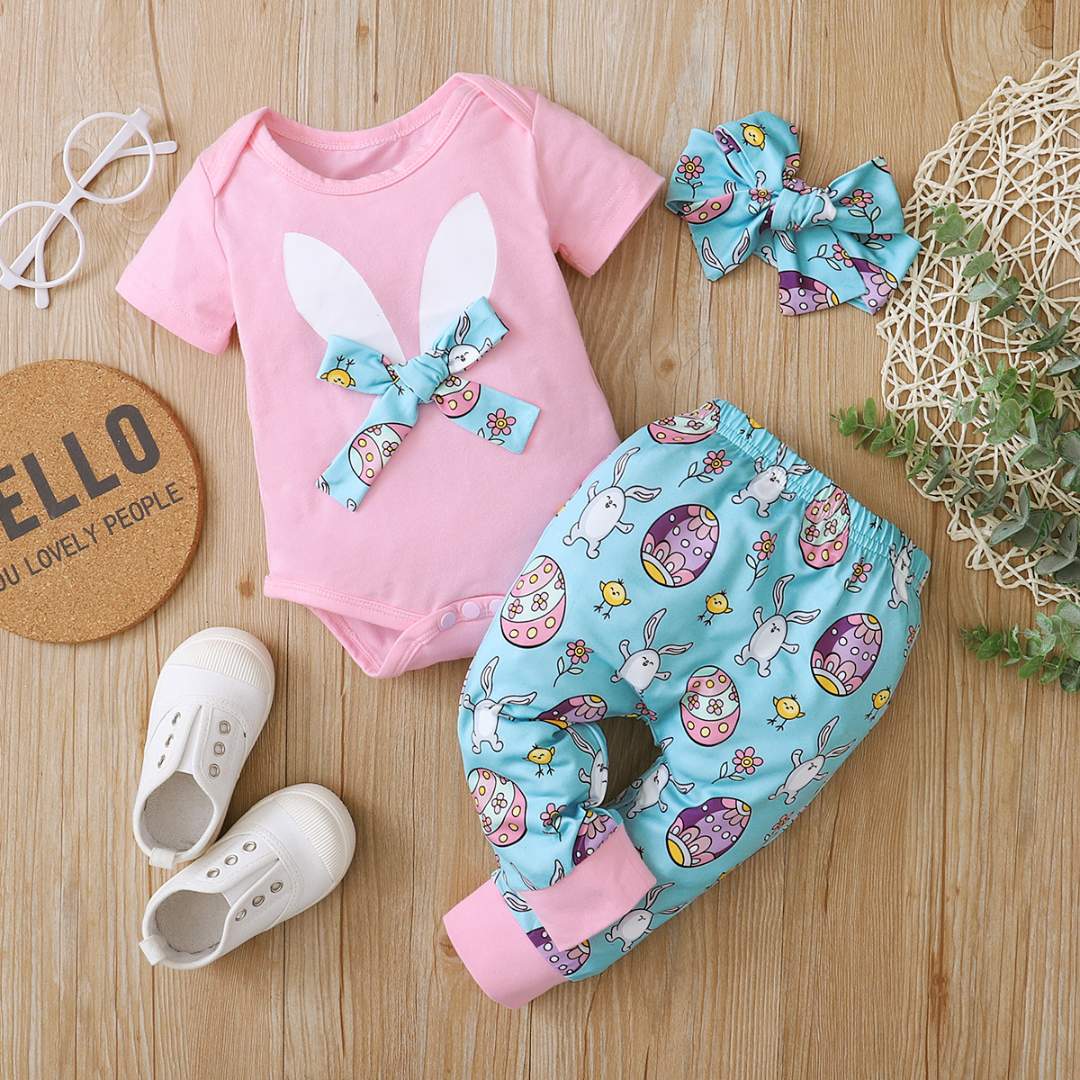 

3pcs Baby Cartoon Rabbit Print Short-sleeve Romper and Trousers Set