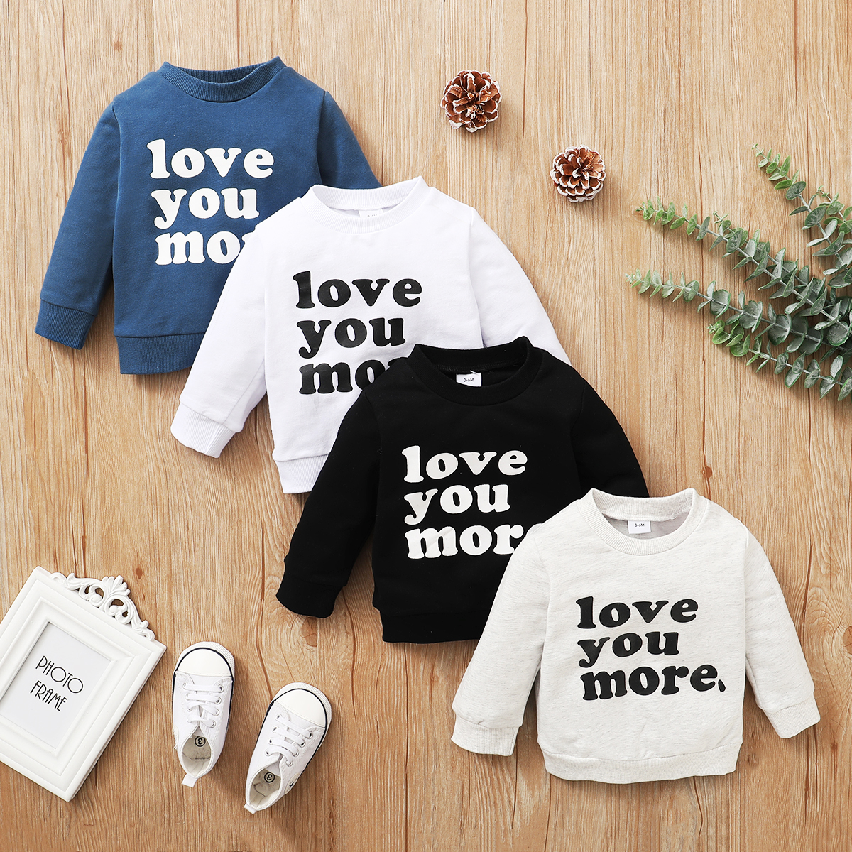 

Letter Print Long-sleeve Baby Pullover