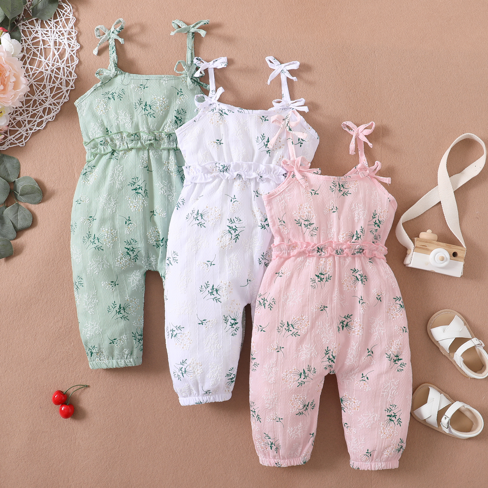 

Floral Print Jacquard Sleeveless Baby Jumpsuit