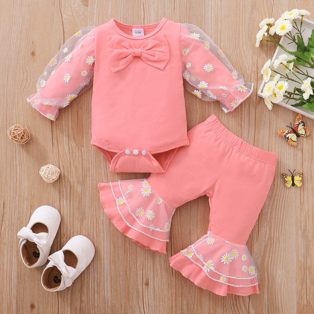 

2pcs Solid Mesh and Bow Decor Long-sleeve Pink Baby Set