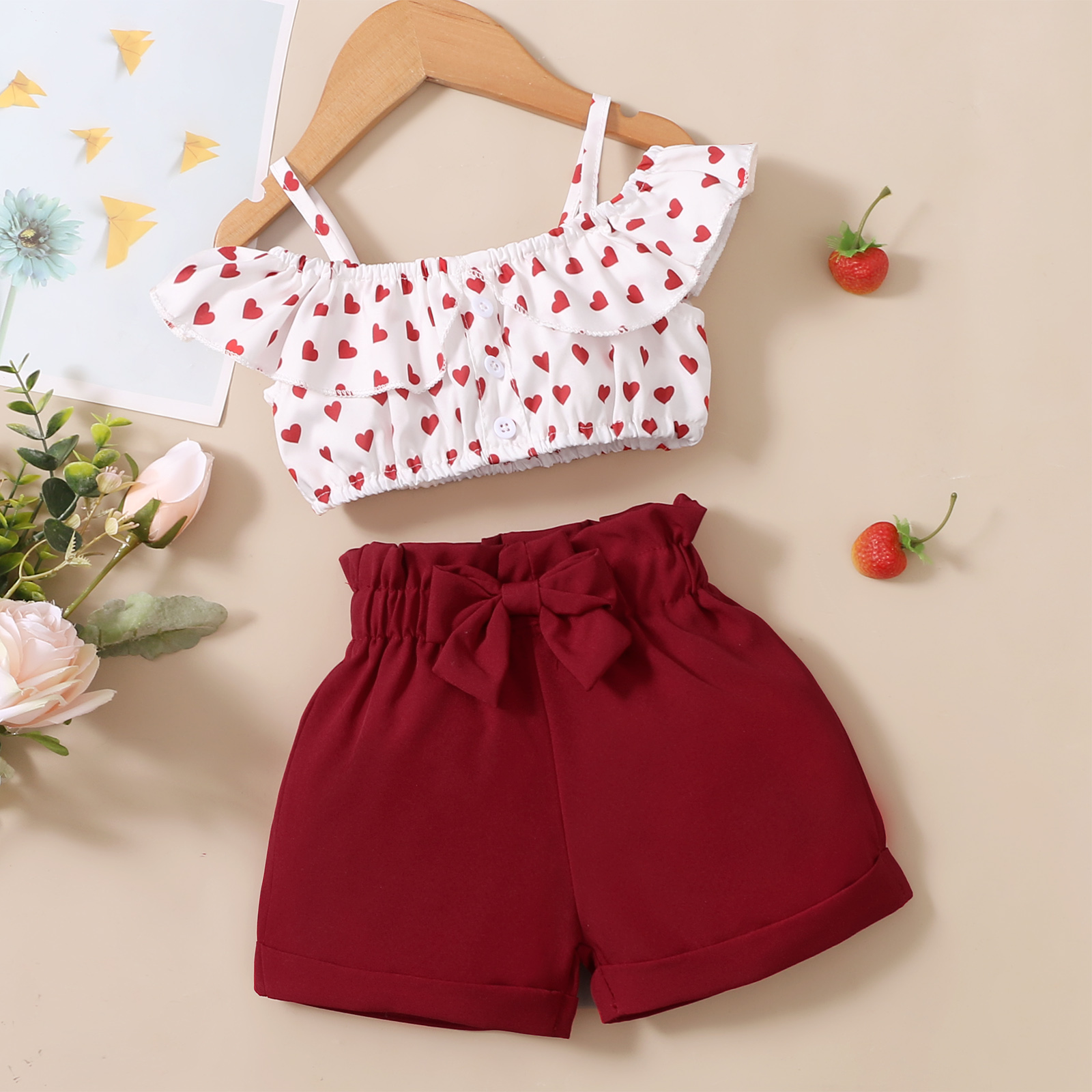 

Valentine's Day 2pcs Baby Girl Love Heart Print Sleeveless Spaghetti Strap Ruffle Crop Top and Shorts Set