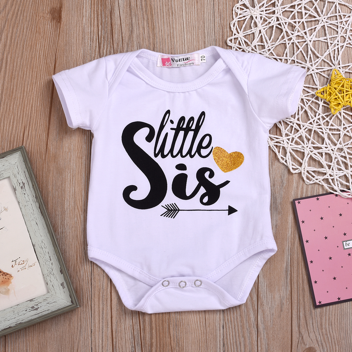 

Baby Little Heart Print Bodysuit