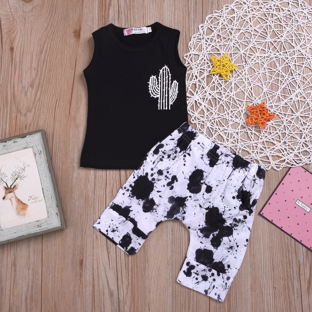 

Baby / Toddler Cactus Print Top and Ink Print Trouser Set