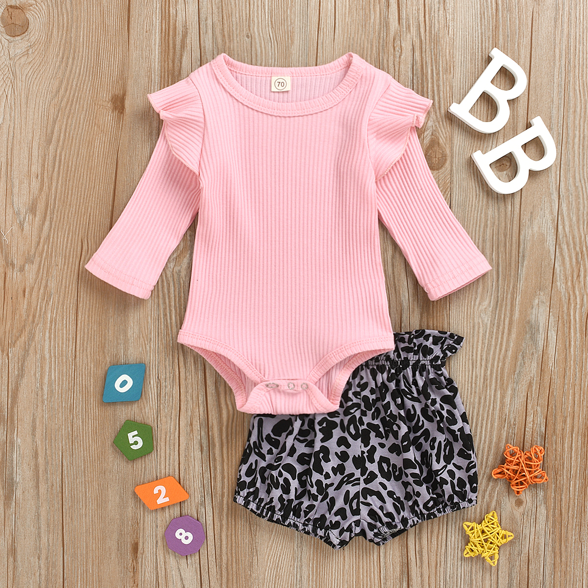

Baby Girl Leopard Sets