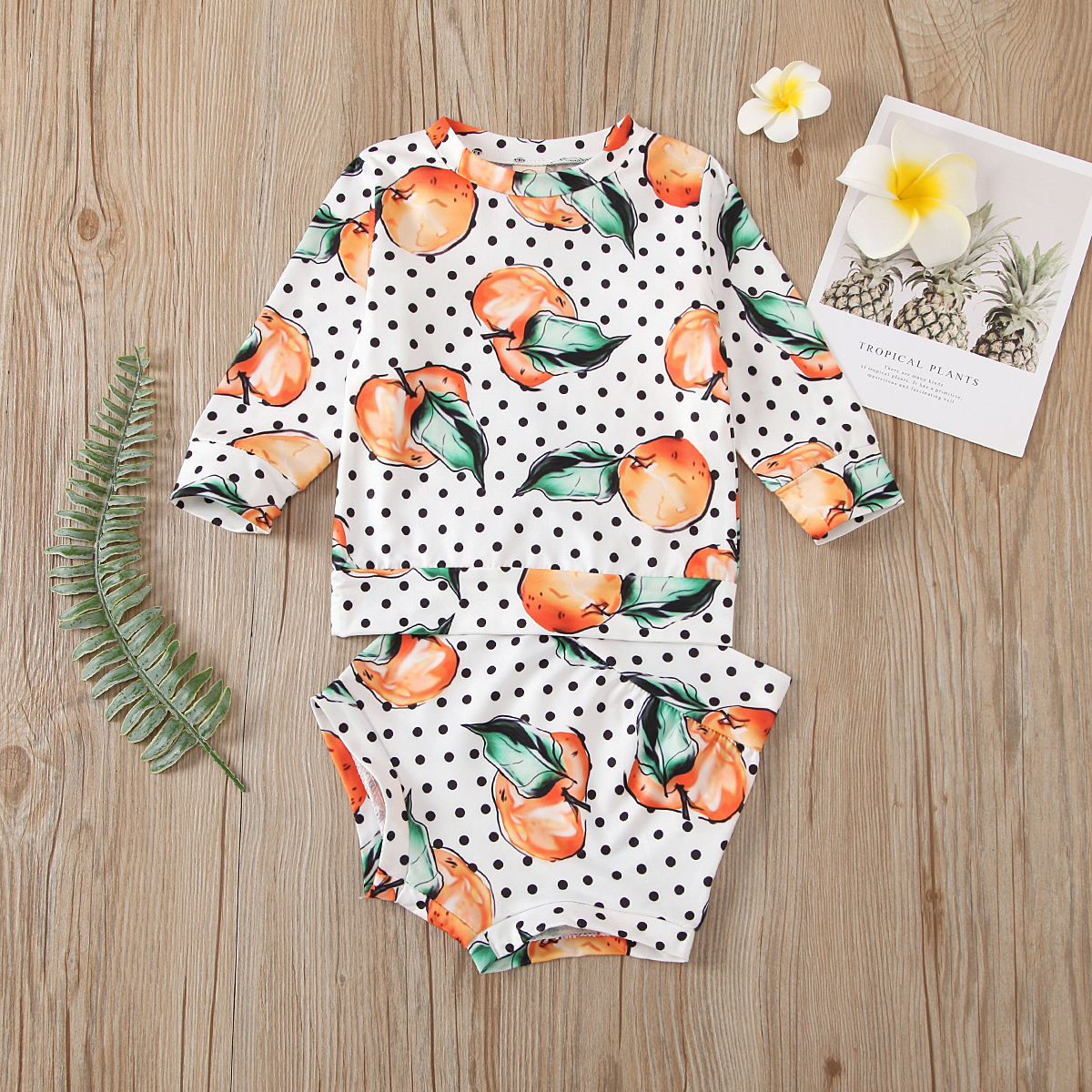 

2pcs Baby Girl Sweet Floral Baby's Sets Apple Print Long-sleeve Baby Clothes