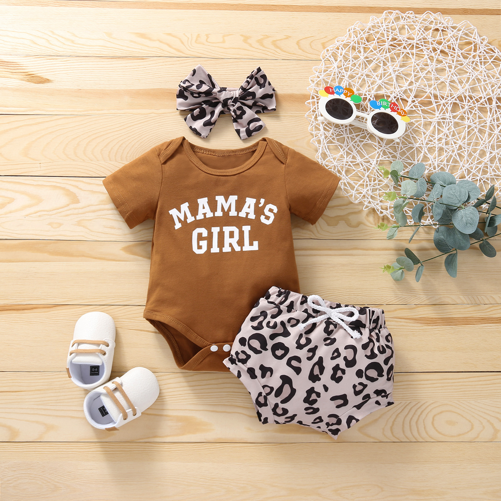 

3pcs Leopard and Letter Print Short-sleeve Ginger Baby Set